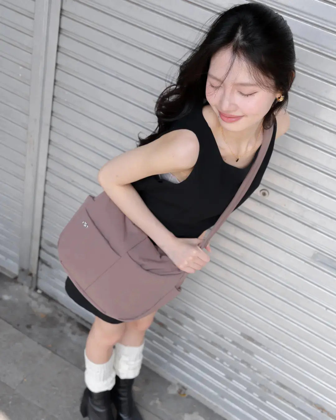 SIGNATURE POCKET CROSSBODY BAG IN POSH TAUPE TSL Singapore