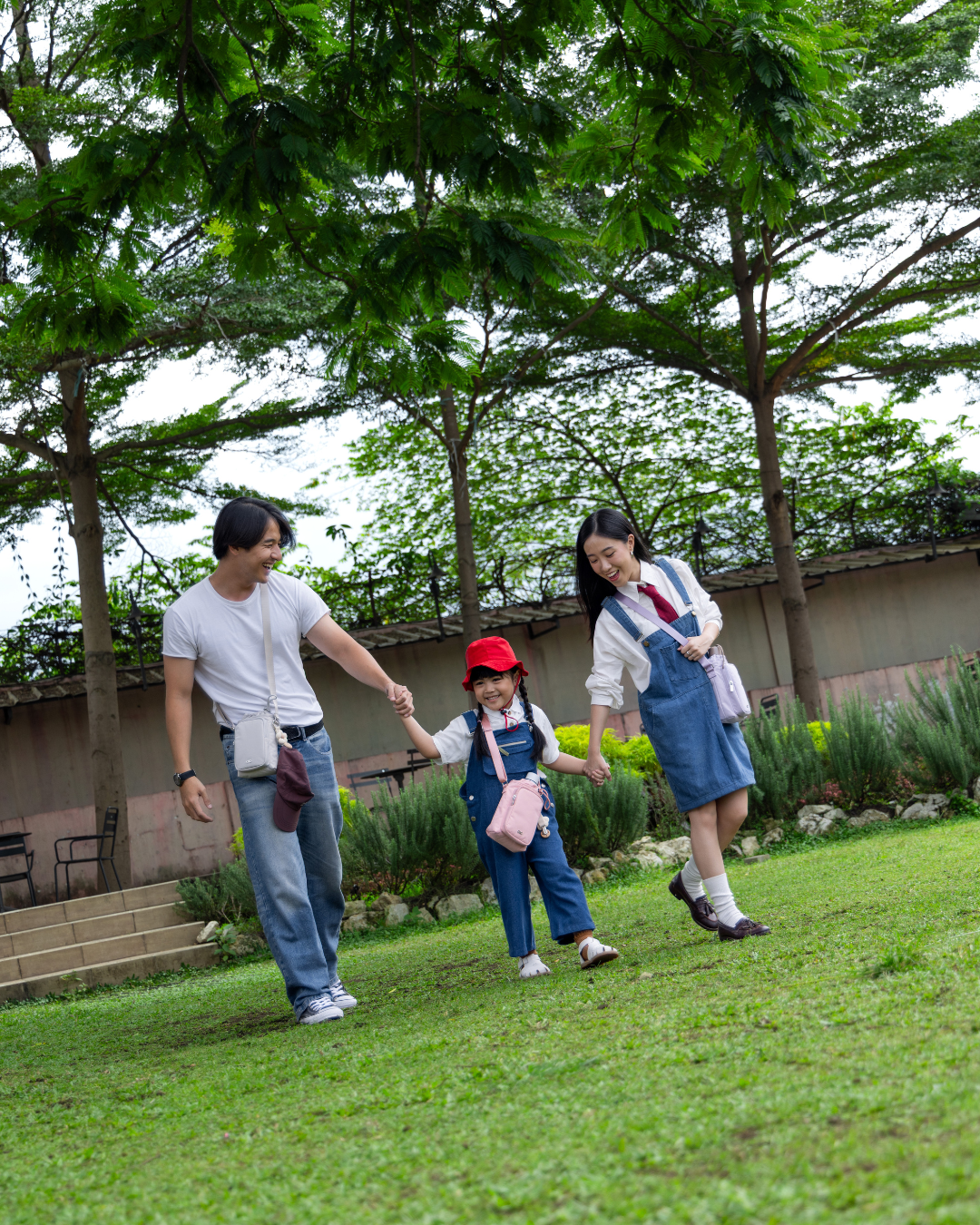 OHANA EXPLORER BAG IN TARO PURPLE