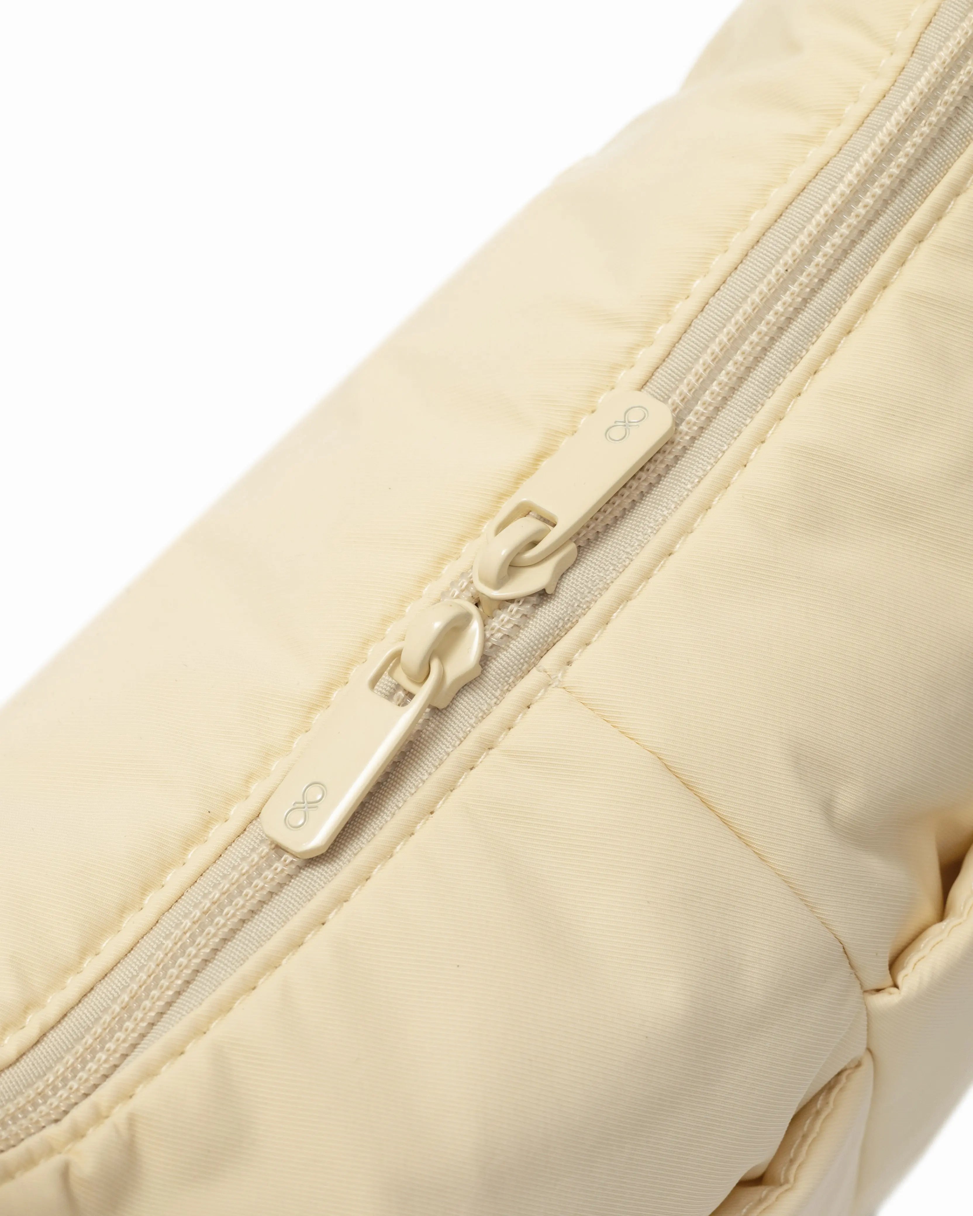MINI SIGNATURE POCKET CROSSBODY BAG IN POSH MELLOW