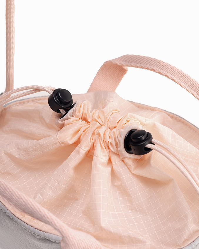 CUTESY MINI TOTE IN DOVE GREY