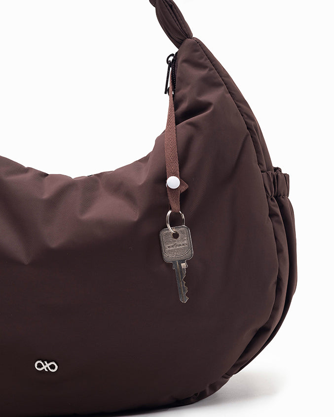 XL POSH CRESCENT BAG IN CHOCO