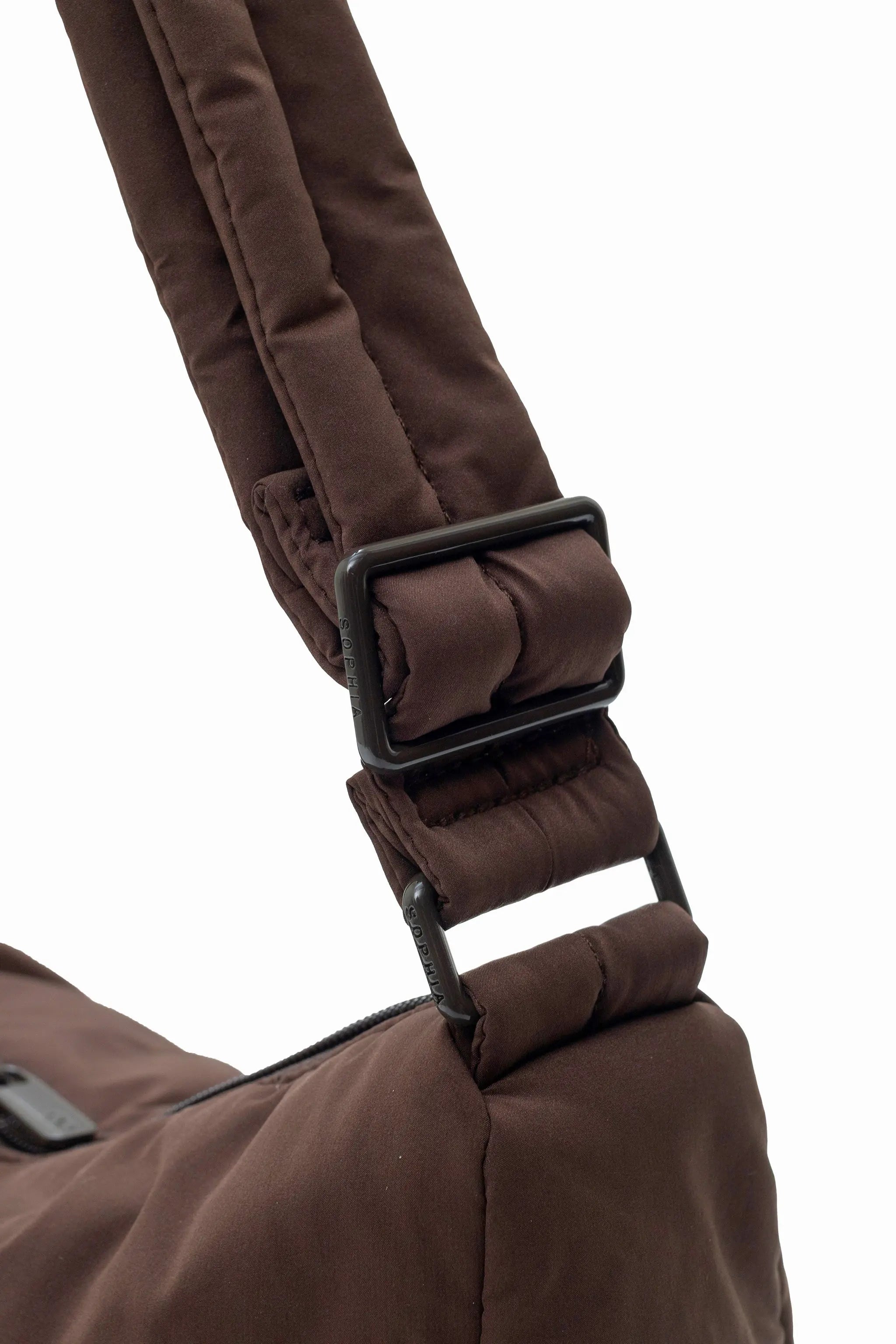 SIGNATURE POCKET CROSSBODY BAG 2.0 IN COSY CACAO