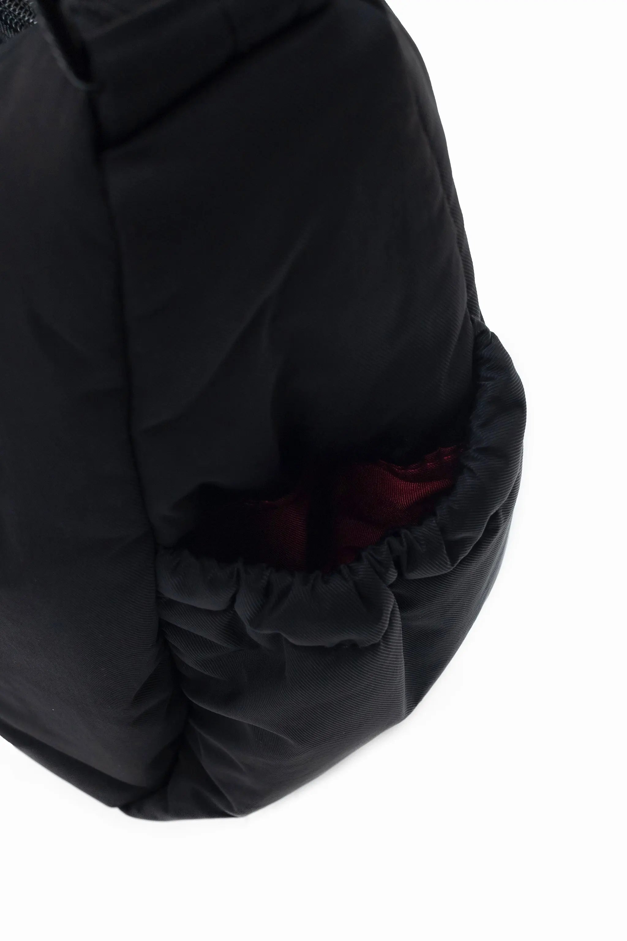 SIGNATURE POCKET CROSSBODY BAG 2.0 IN POSH JET BLACK