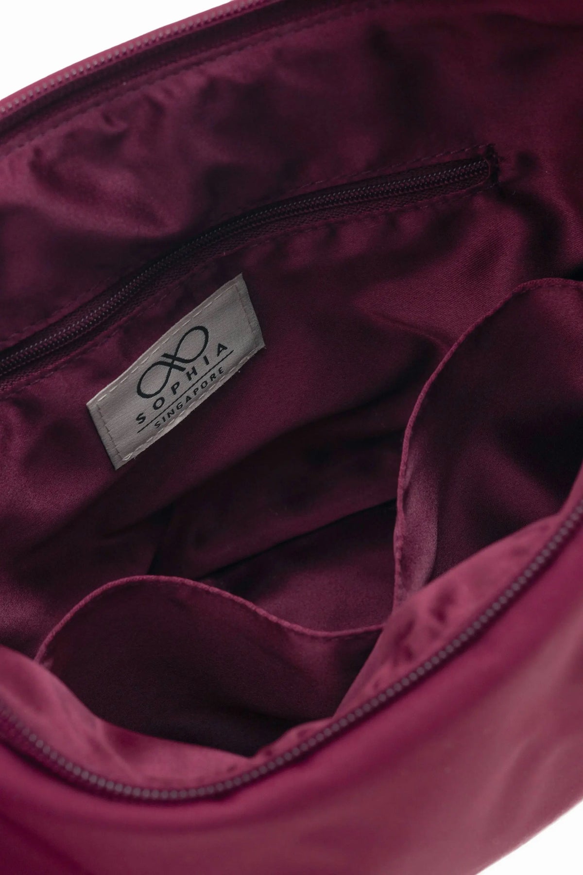 COSY LUXE L CRESCENT BAG 2.0 IN WINE