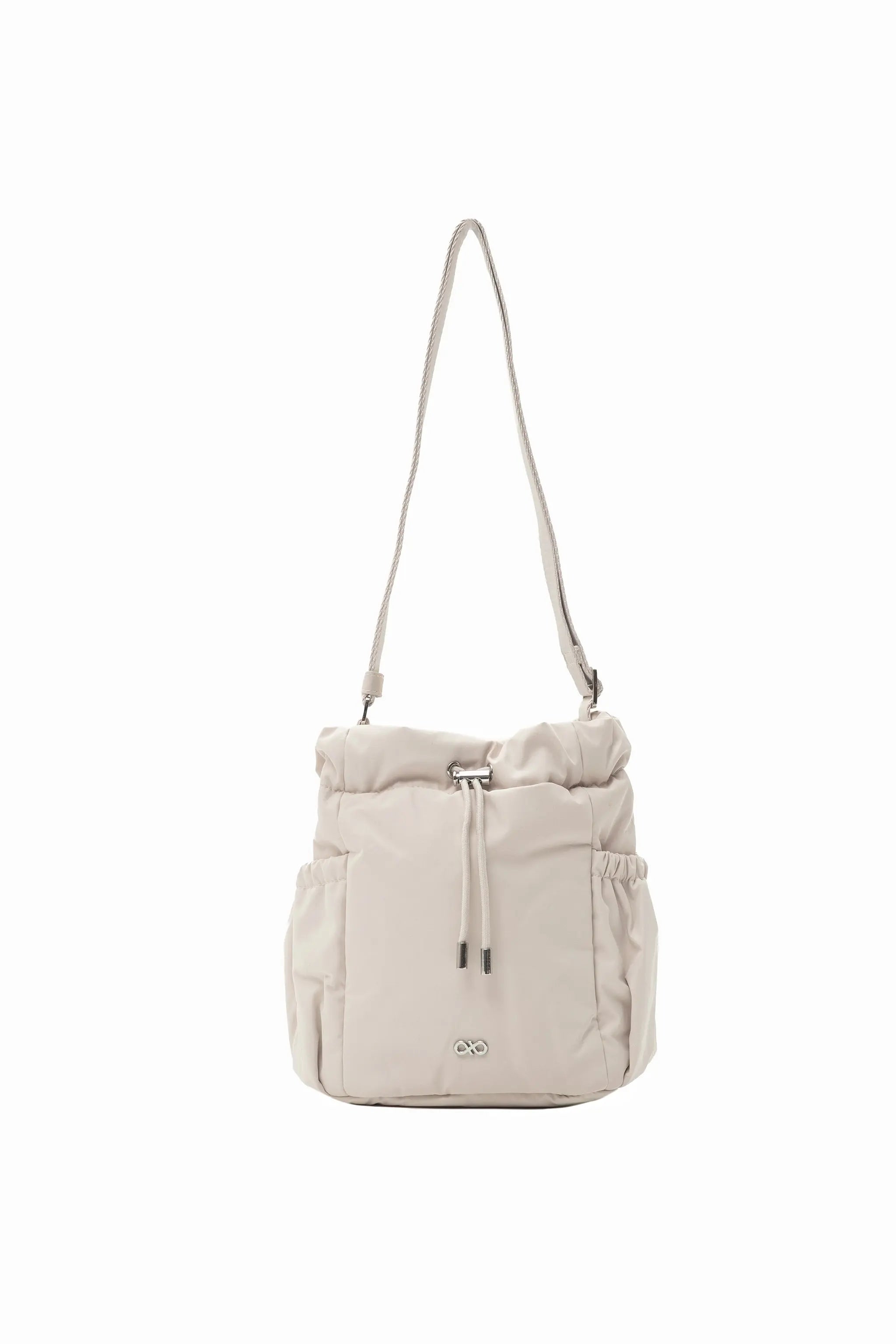 COSY LUXE BUCKET BAG IN OAT