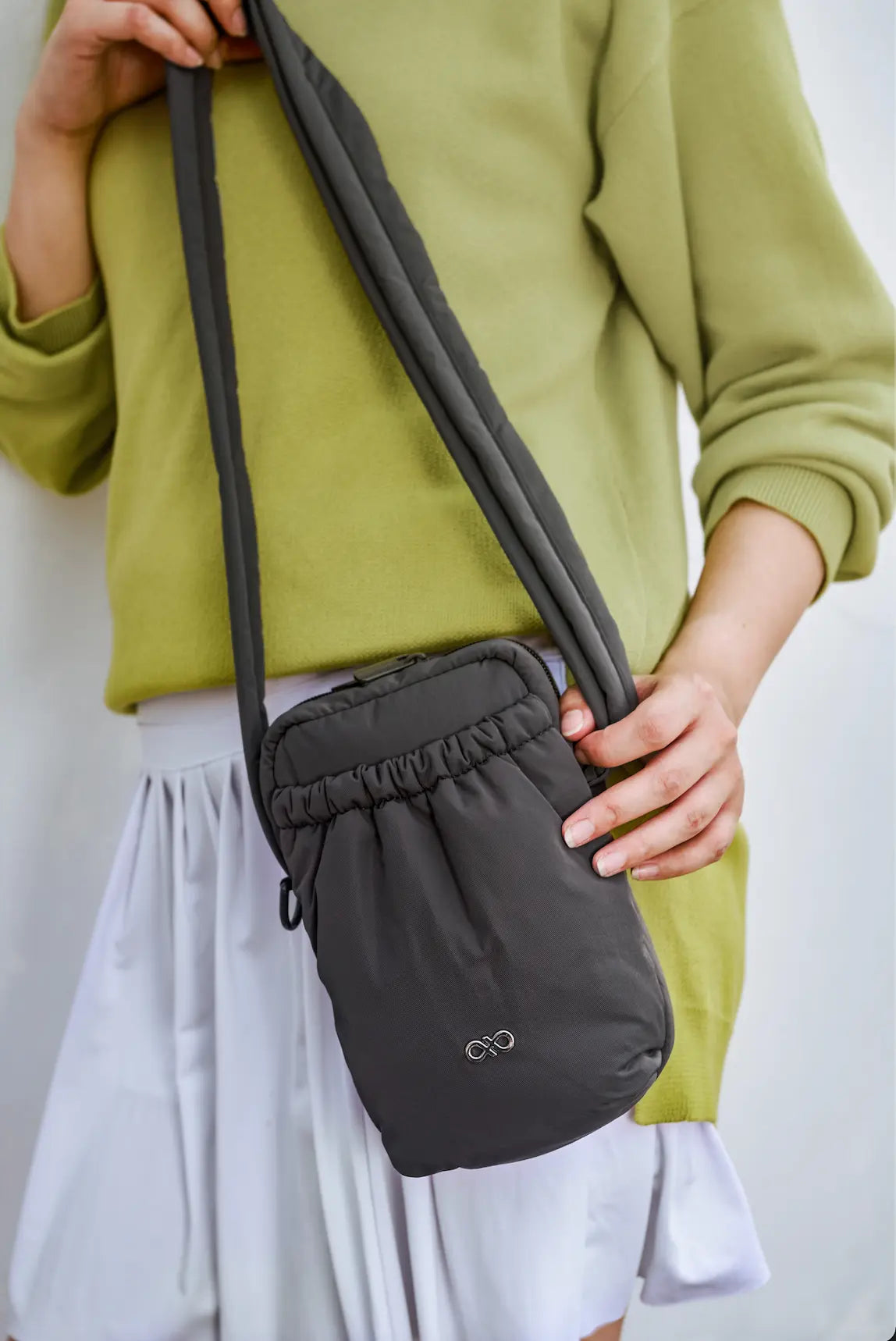 POSH SWIFT SLING IN STORM GREY