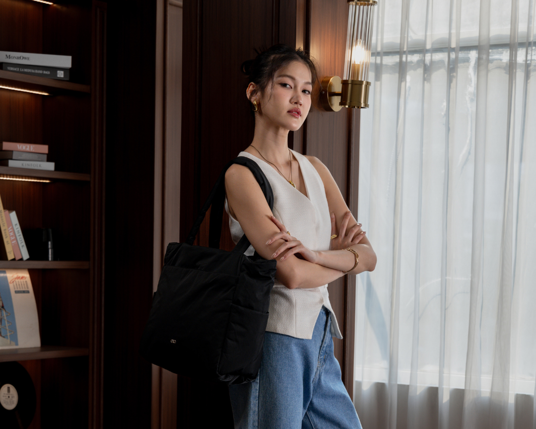 POSH TOTE BAG IN JET BLACK