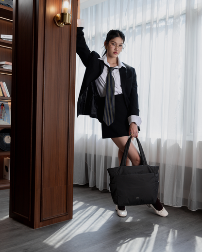 POSH TOTE BAG IN STORM