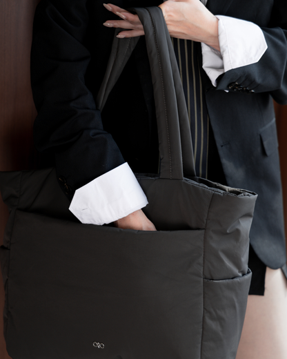 POSH TOTE BAG IN STORM
