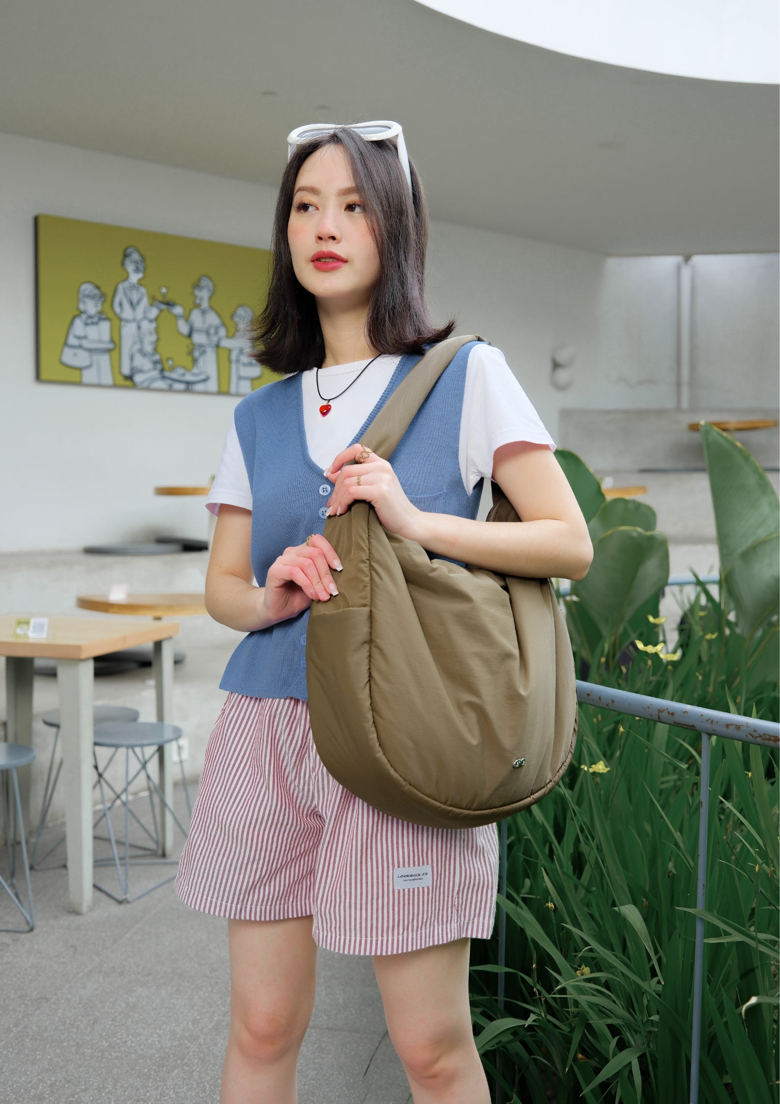 POSH SLOUCHY HOBO IN KHAKI