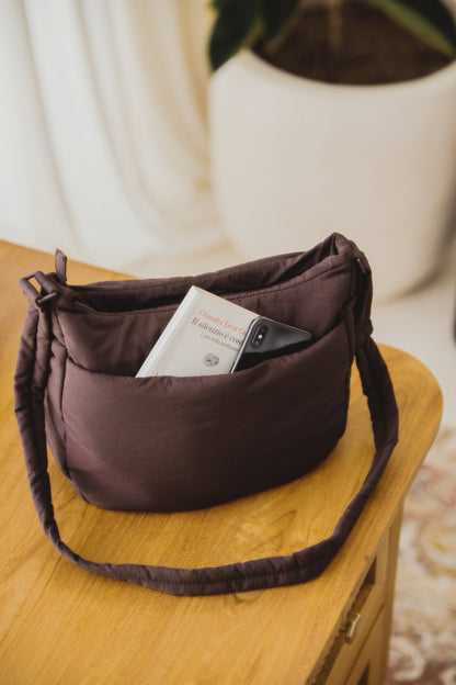 [BACKORDER] COSY PUFFY CROSSBODY BAG IN CACAO - END OCT 2023 ARRIVAL