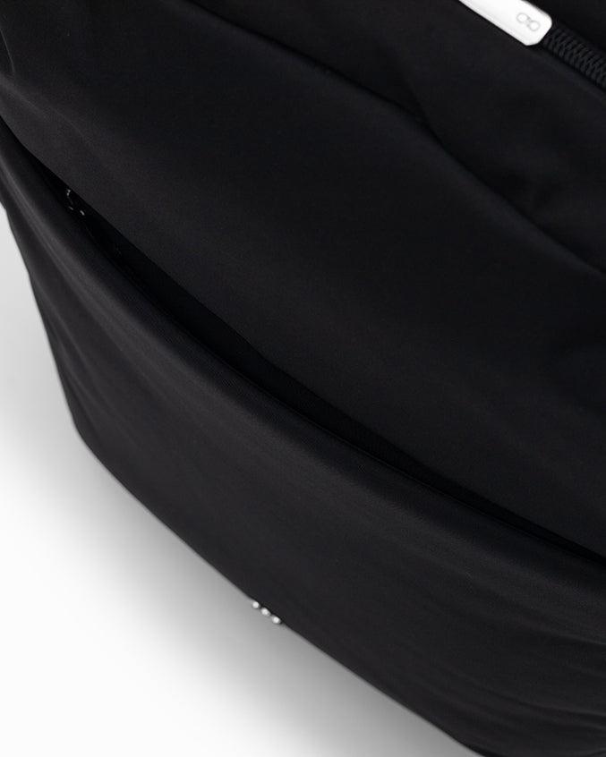 COSY LUXE XL COMMUTER BACKPACK IN JET BLACK