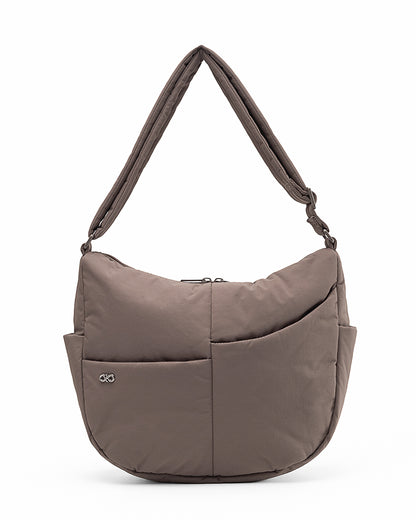 SIGNATURE POCKET CROSSBODY BAG IN POSH TAUPE