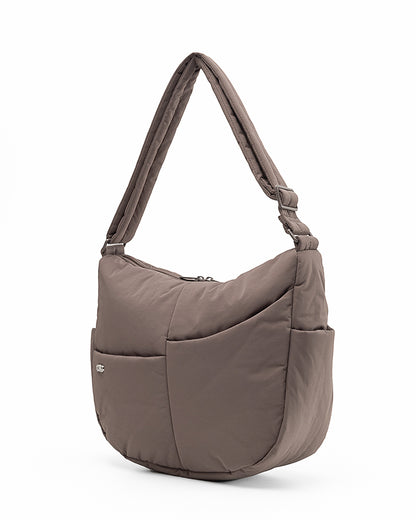 SIGNATURE POCKET CROSSBODY BAG IN POSH TAUPE