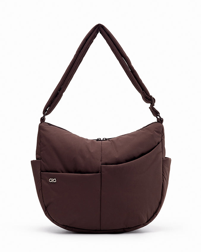 SIGNATURE POCKET CROSSBODY BAG IN POSH CHOCO
