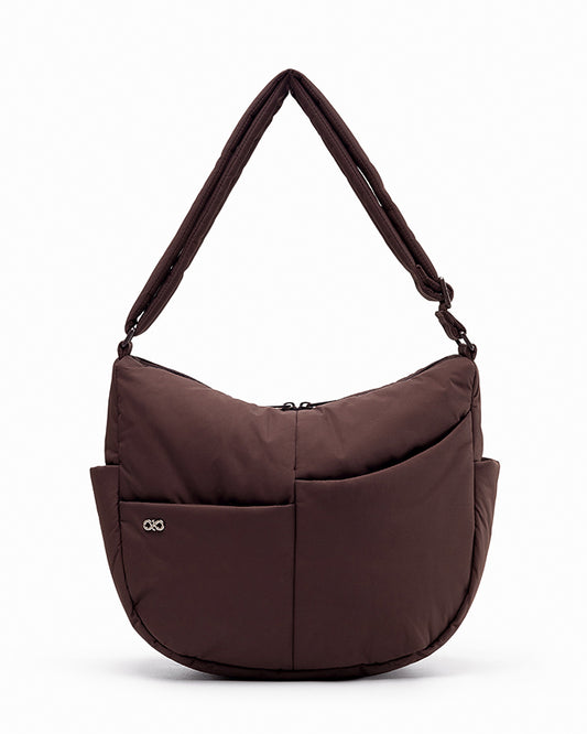 SIGNATURE POCKET CROSSBODY BAG IN POSH CHOCO
