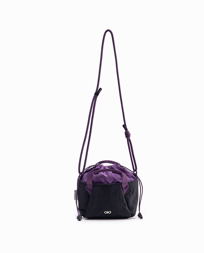 CUTESY MINI TOTE IN RAVEN