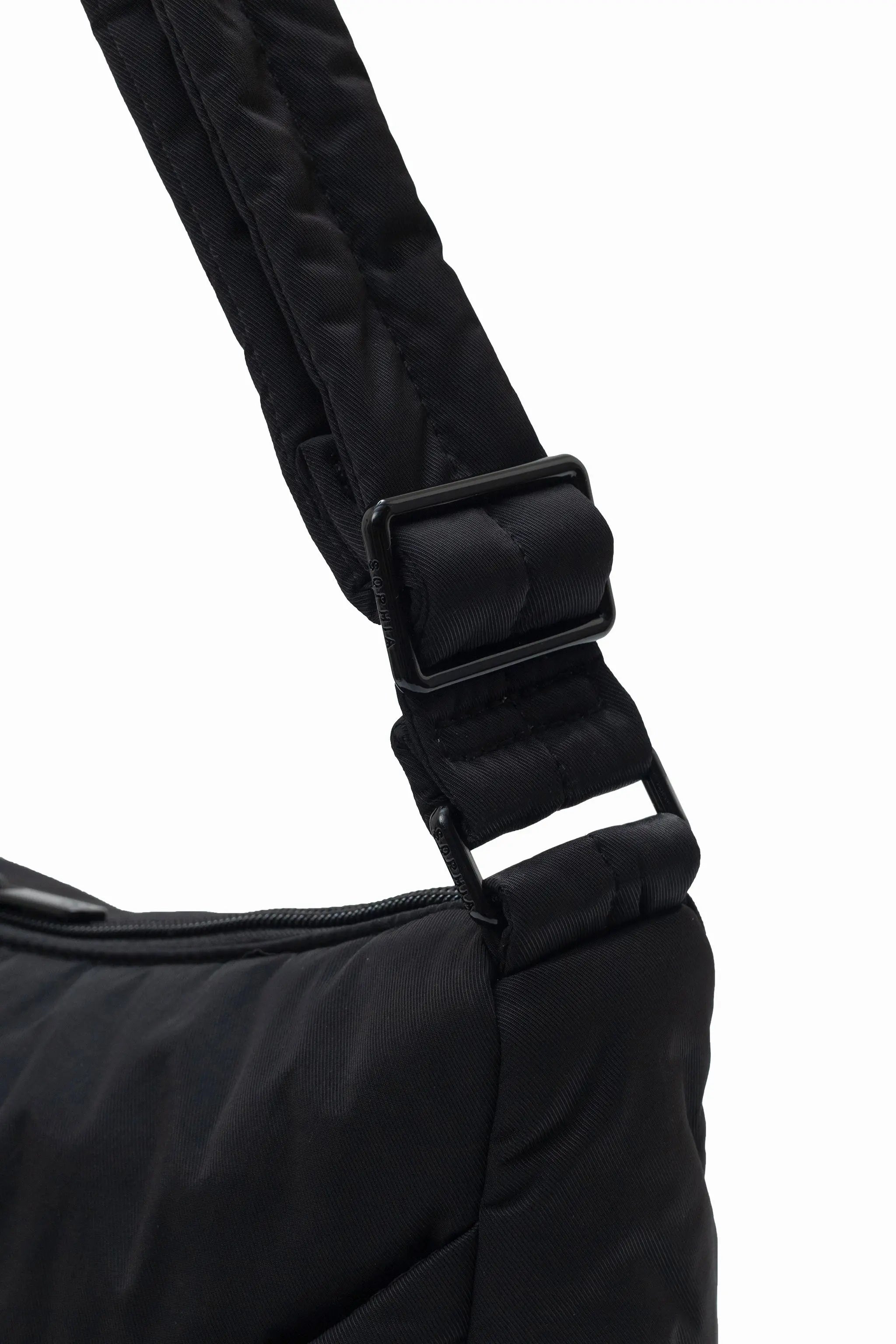 SIGNATURE POCKET CROSSBODY BAG 2.0 IN POSH JET BLACK 