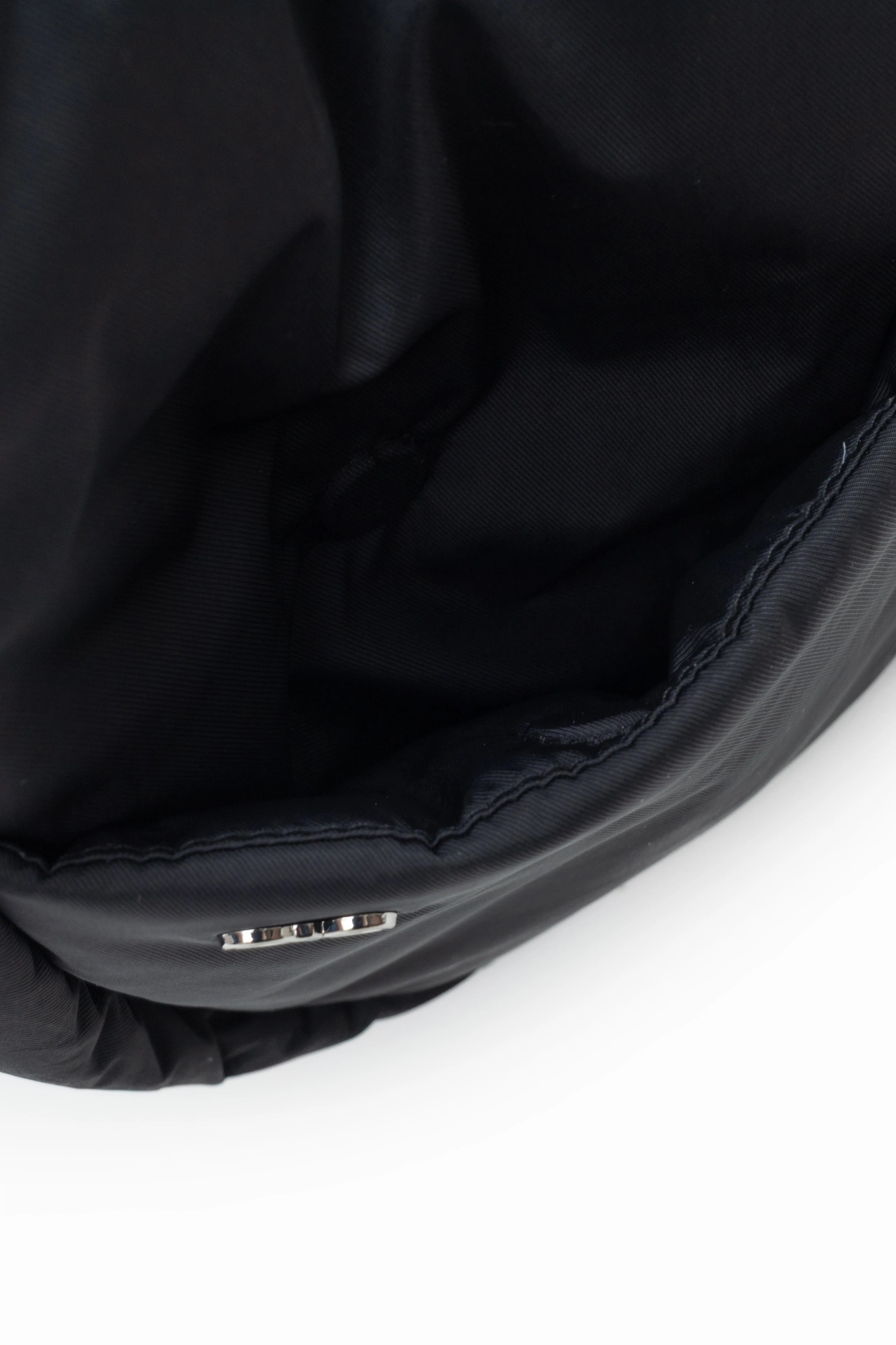 SIGNATURE POCKET CROSSBODY BAG 2.0 IN POSH JET BLACK 