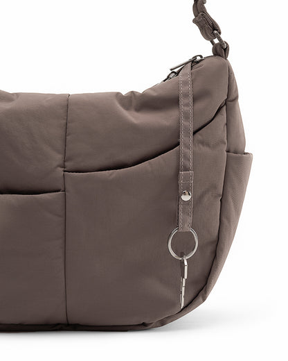 SIGNATURE POCKET CROSSBODY BAG IN POSH TAUPE