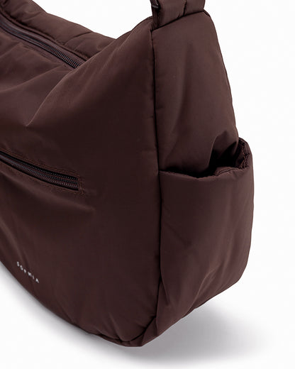 SIGNATURE POCKET CROSSBODY BAG IN POSH CHOCO