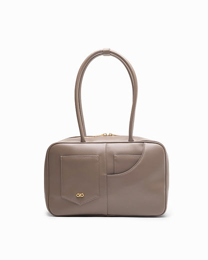 SIGNATURE POCKET M REI TOTE BAG IN TAUPE