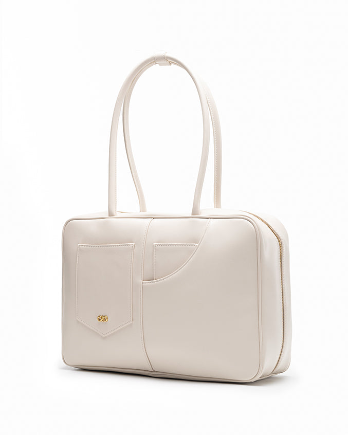 SIGNATURE POCKET L REI TOTE BAG IN CHALK