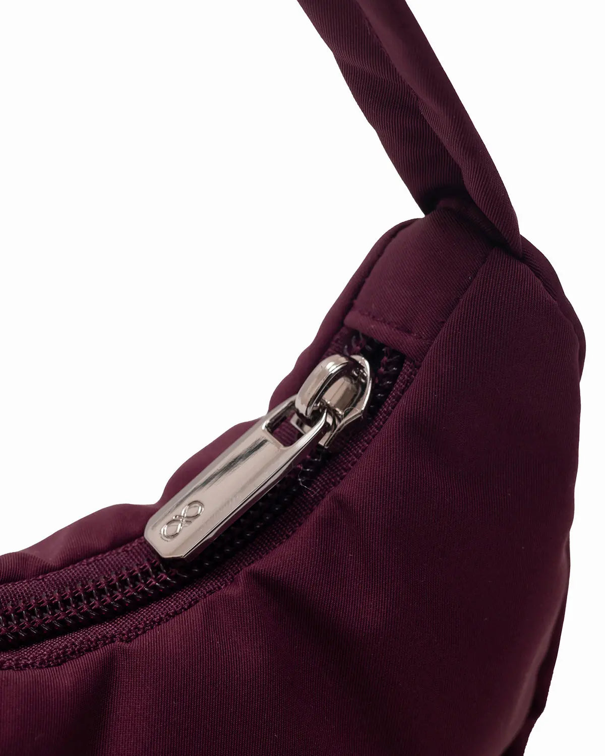 NANO POUCH IN WINE 