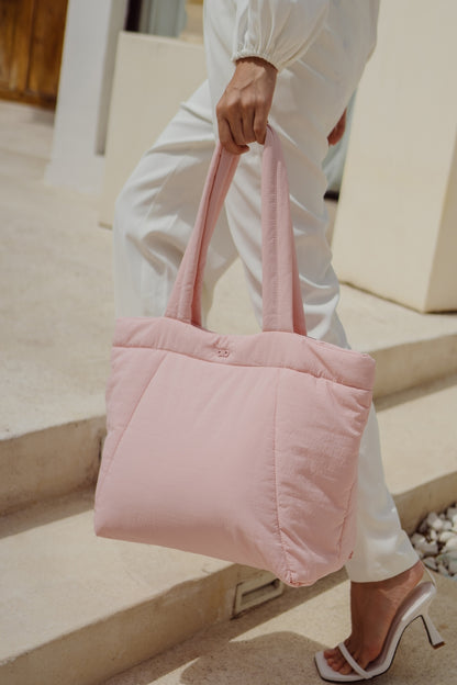 COSY PUFFY TOTE BAG IN PEONY