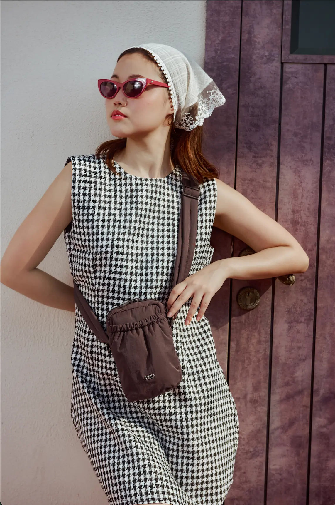 POSH SWIFT SLING IN CHOCO BROWN 