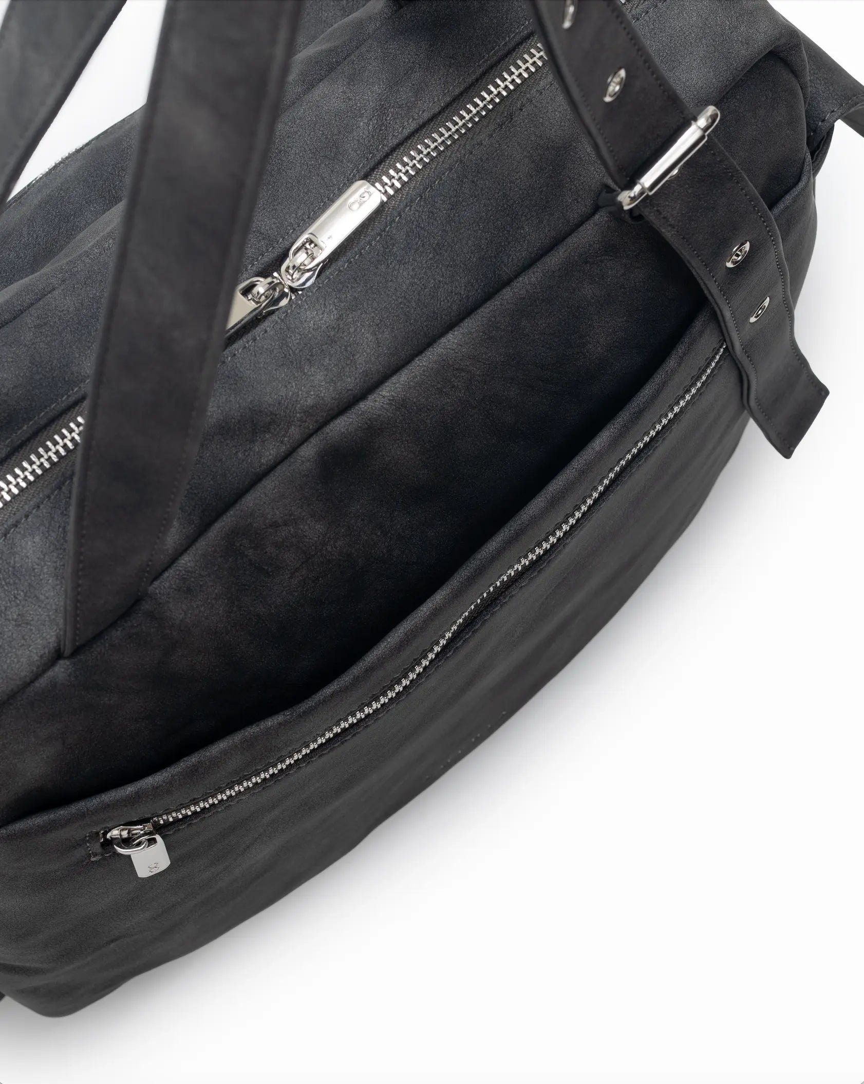 EVERYDAY CITY TOTE BAG IN ECLIPSE 