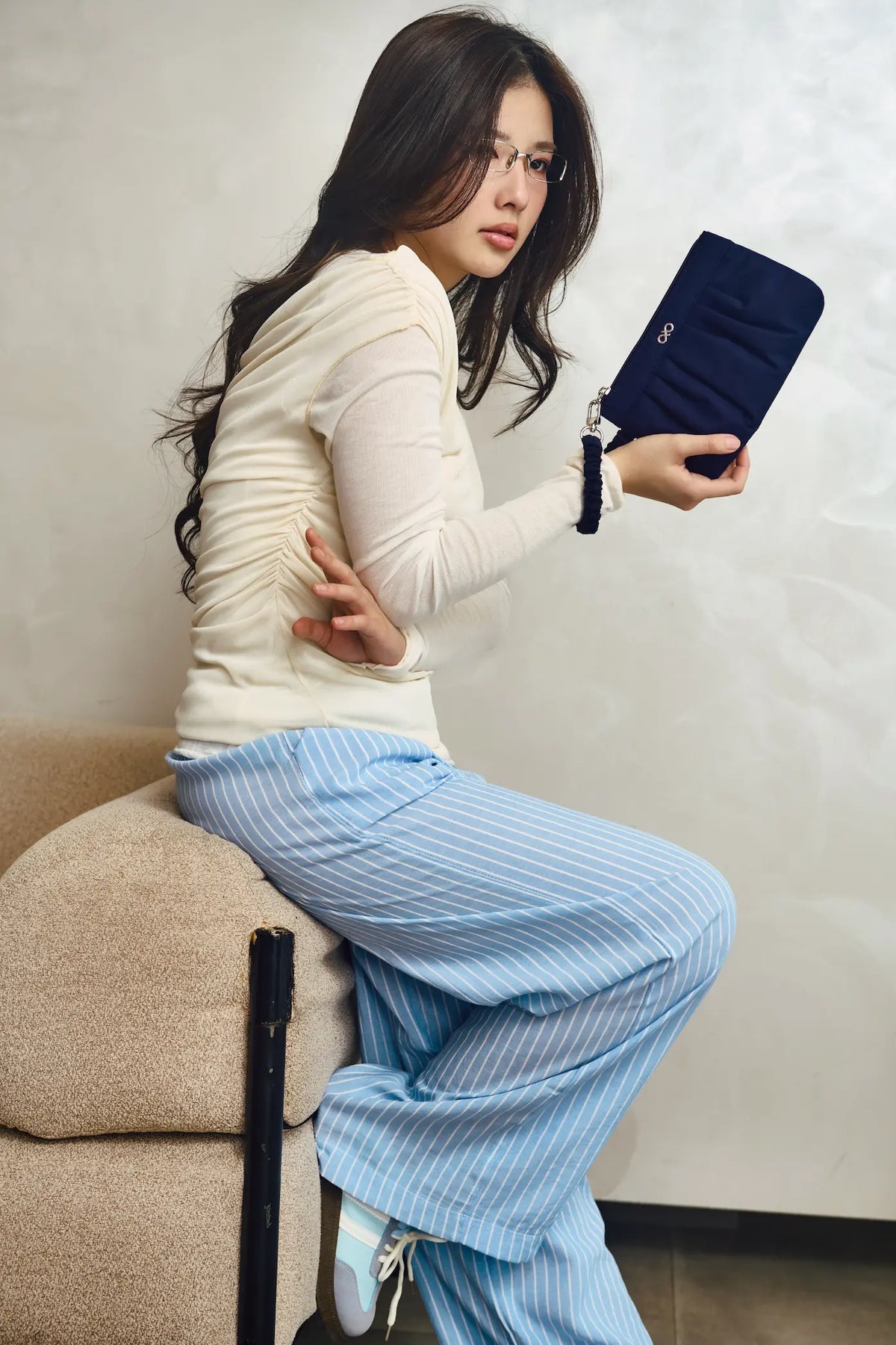 THE DAILY WRISTLET IN MIDNIGHT 