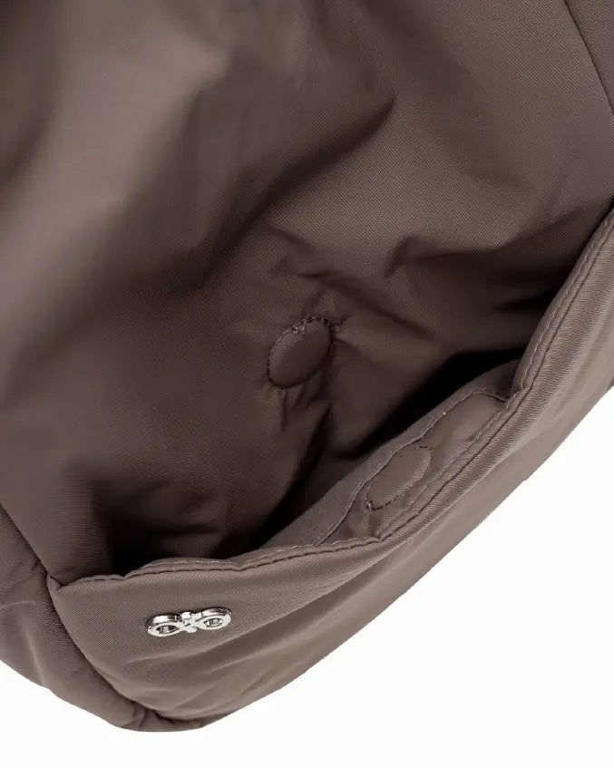 XL SIGNATURE POCKET CROSSBODY BAG IN TAUPE 