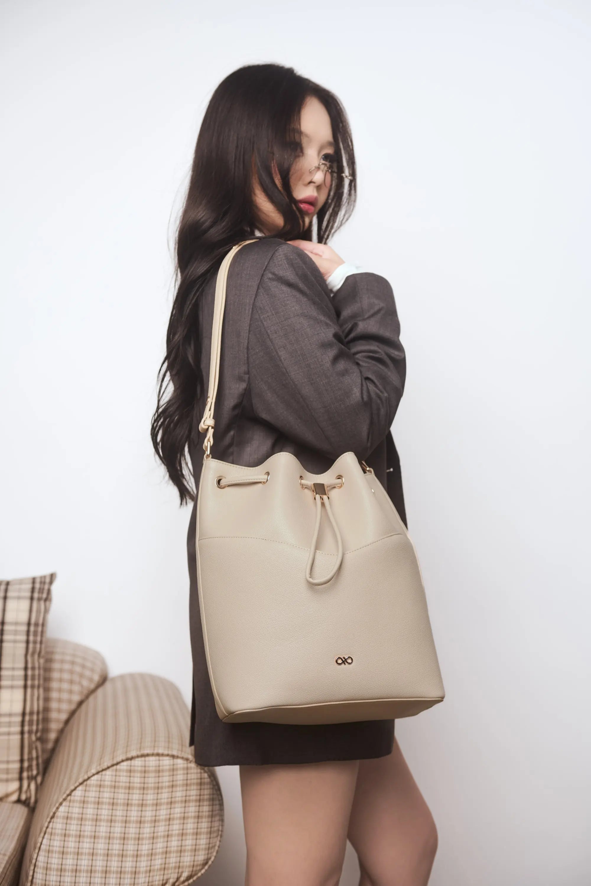 IMPERFECTLY YOURS BUCKET BAG IN SAND 